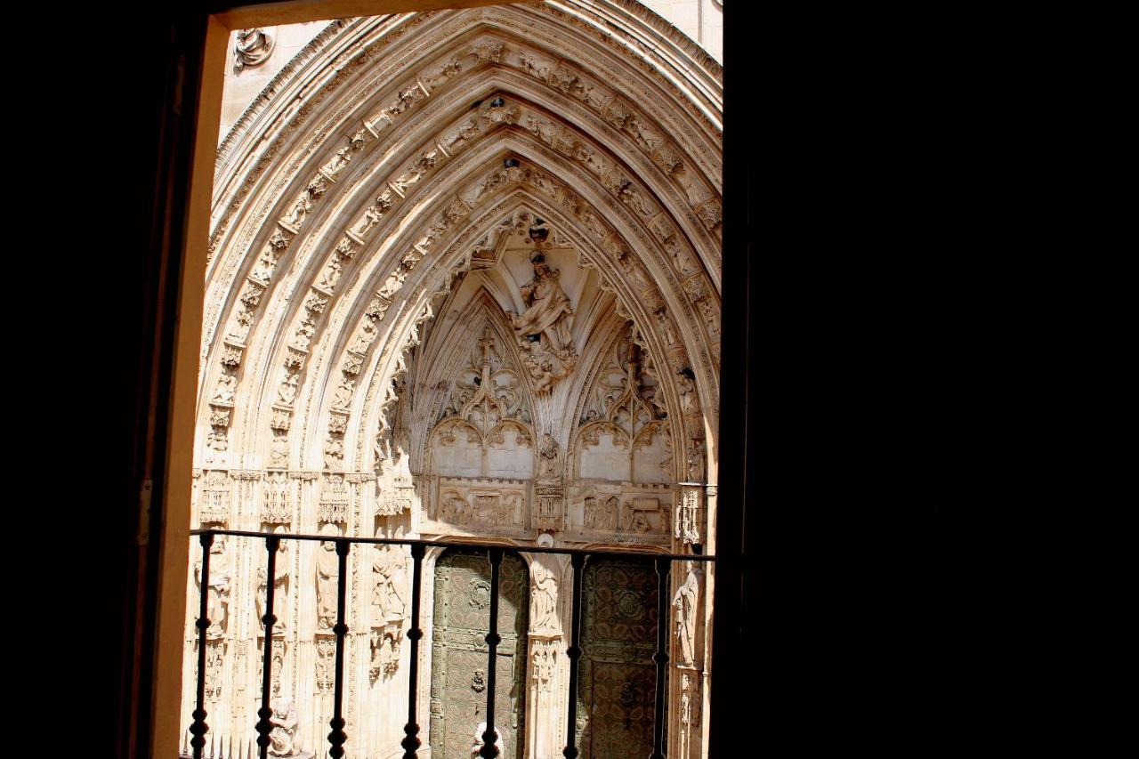 Puerta De La Catedral Lägenhet Toledo Exteriör bild